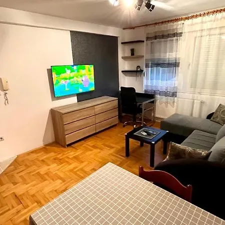 Sunny Day Apartment *
